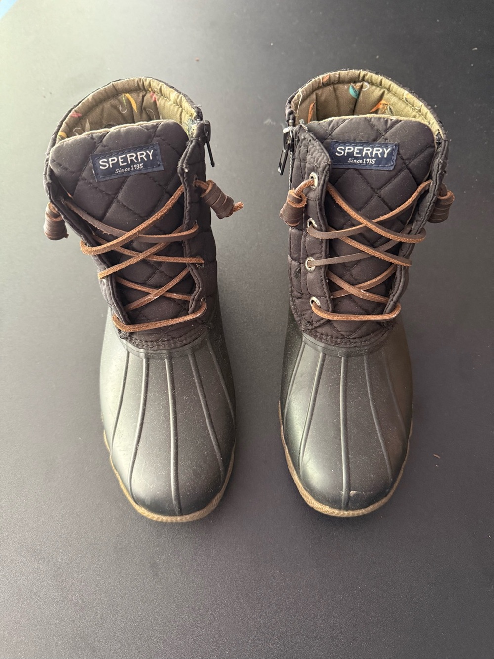 Sperry women’s Quilted Duck Boots 6.5